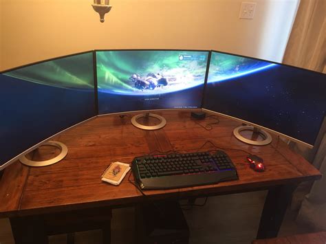 Creating A Three Monitor Gaming Station With The Asus Vz27vq Curved