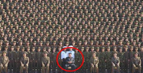 Kuzey Kore lideri Jong un dan dünyaya meydan okuyan poz Yeni Akit