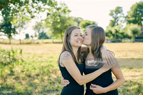 Real Twin Sisters Kissing Telegraph