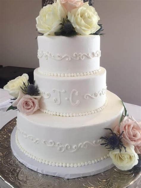 vanilla three layer wedding cake wedding cakes minneapolis bakery farmington bakery