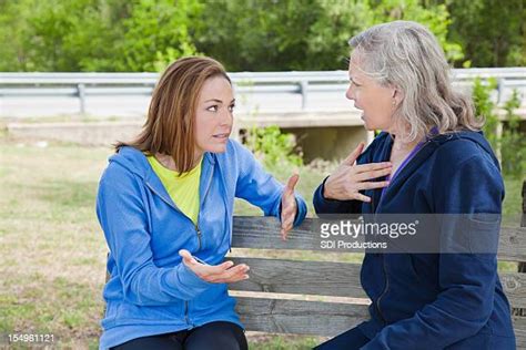 Mother Daughter Talking Sad Stock Fotos Und Bilder Getty Images