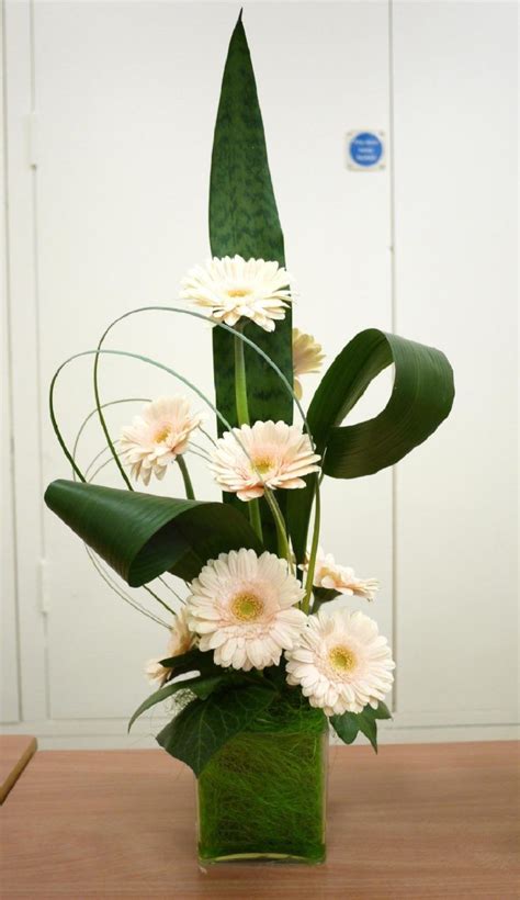 Best Modern Flower Arrangement Ideas Picture 32 Flower Arrangement