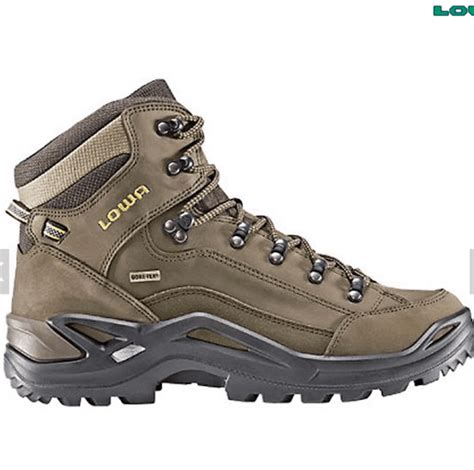 We did not find results for: The 7 Best Hiking Boots for Men to Buy in 2018