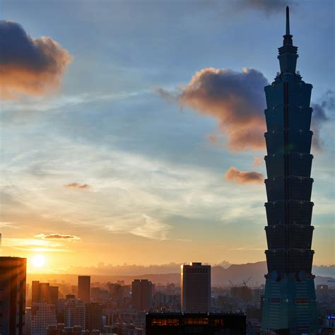 Photo Of Taipei 101 Skyscraper · Free Stock Photo