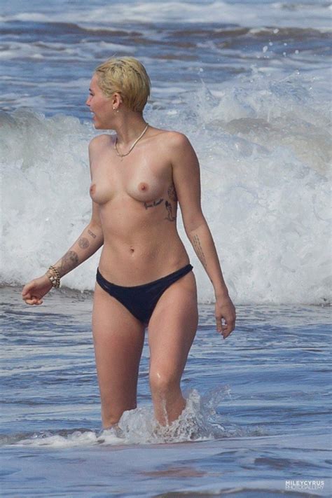Miley Cyrus 15 Bikini