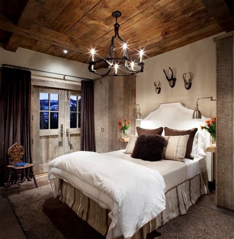 16 Irresistibly Warm And Cozy Rustic Bedroom Designs