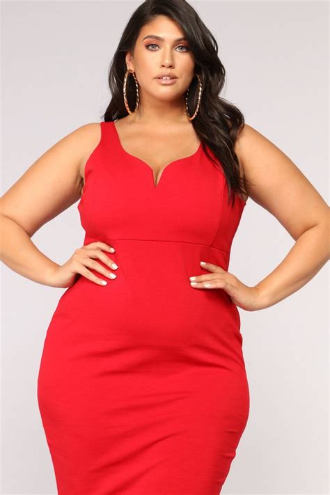 Curvy Women Fashion Red Fashion Plus Size Fashion Fashion Dresses Red Dress Style Red Midi