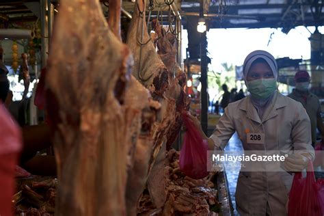 | meaning, pronunciation, translations and examples Pasar Borong Selangor Jadi Tumpuan Sebelum 1 Ramadhan