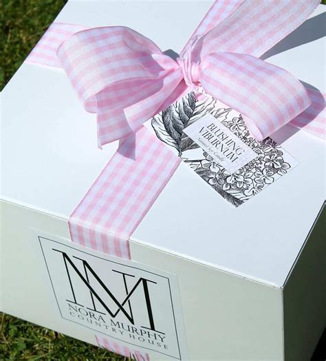 Your wishes for her will make her day. Mother's Day Candle & Cards Gift Set | Nora Murphy Country House