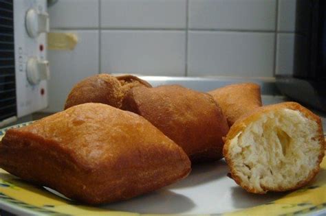 Coconut buns mandazi kenyan doughnuts 6 pour batter in the cake pop machine 7 bake until golden brown tip pour batter right to the lip to get nice and round shapes. Half Cake Mandazi Recipe - Habari Web Directory and Community Portal