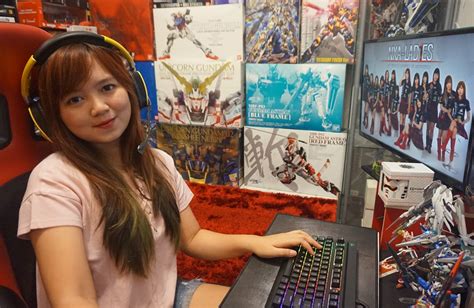 Keren Ini Dia Gamers Cewek Jagoan Indonesia Young On Top