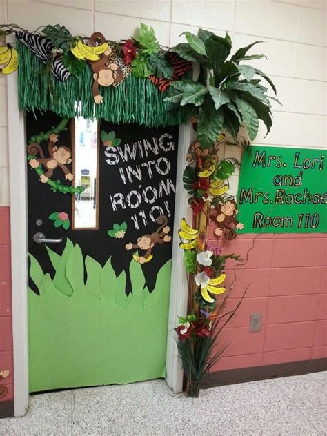 Jungle safari animals themed classroom bundle. Jungle door display | Decoracion de la selva, Decoracion ...