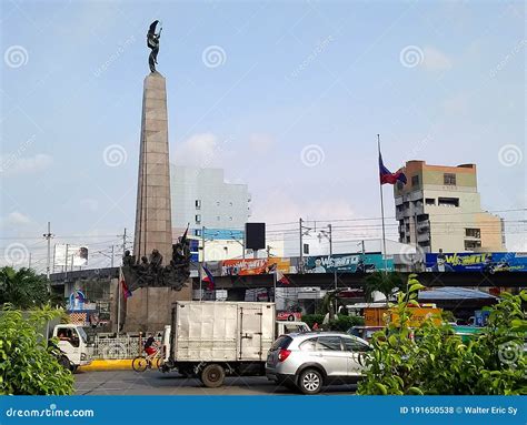Bonifacio Monument In Caloocan Philippines Editorial Photo