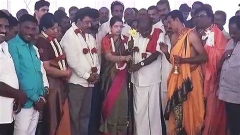 ನಿಖಿಲ್ ರೇವತಿ ವಿವಾಹ ಸಿದ್ಧತಾ ಕಾರ್ಯ ಎಚ್ ಡಿಕೆ ದಂಪತಿ ವಿಶೇಷ ಪೂಜೆ Hd Kumaraswamy Performs Special