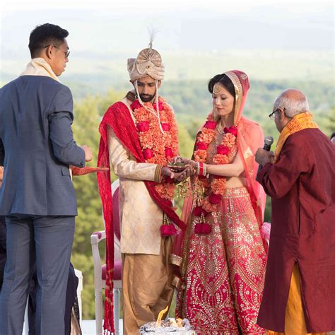 Can You Wear Black To A Hindu Wedding Wedding Poin