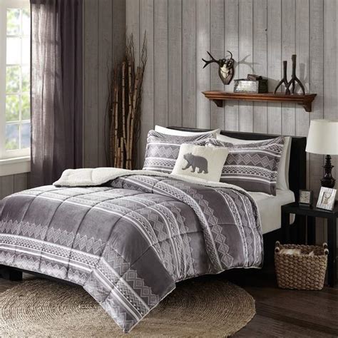 That's where comforters get in the picture. Woolrich Anderson Down Alternative Comforter Set ...