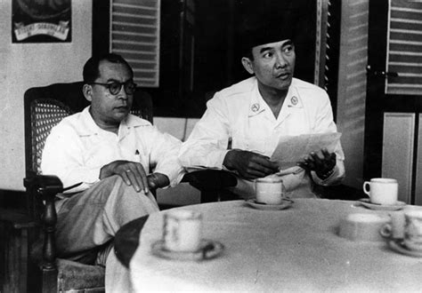 Gambar tersebut bisa anda unduh langsung, caranya silahkan. Seventh News: Saat Bung Hatta Mempermalukan Pemuda Yang ...
