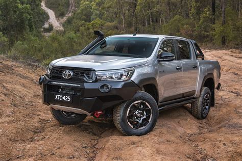 Toyota Hilux Rugged X 2018 Review Snapshot Carsguide