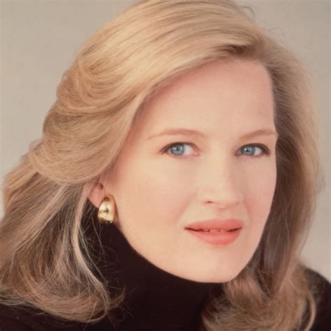 abc news diane sawyer has been serving in media industry since decades