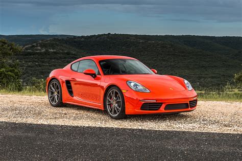 Porsche 718 cayman is available in transmission and offered in 17 colours : One Week With: 2017 Porsche 718 Cayman | Automobile Magazine