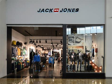 JACK & JONES | Dubai Shopping Guide