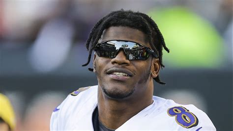 (born january 7, 1997) is an american football quarterback for the baltimore ravens of the national football league (nfl). Ravens' Lamar Jackson Near Top of Madden 21 Rankings | Heavy.com