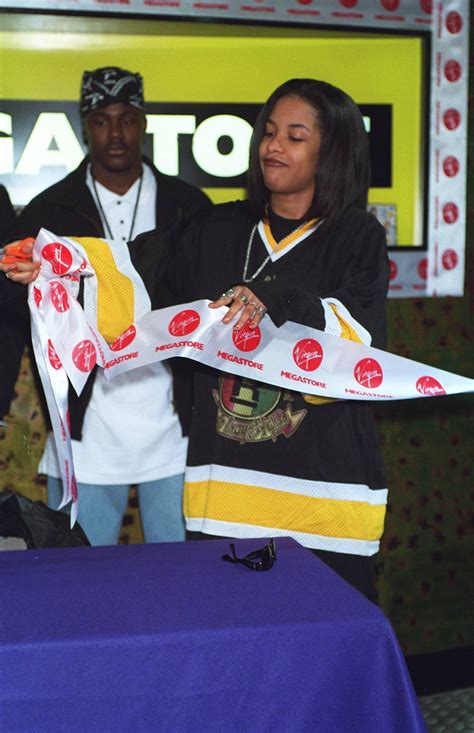 Age Aint Nothing But A Number Album Signing Aaliyah Photo 23644869 Fanpop