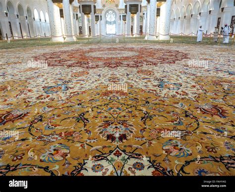 Sheikh Zayed Mosque Carpet Hi Res Stock Photography And Images Alamy