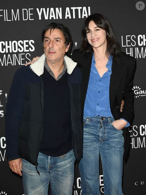 Photo Yvan Attal et sa compagne Charlotte Gainsbourg Avant première du film Les Choses