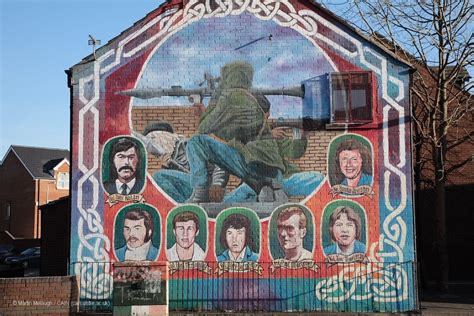 Belfast Murals Mural Mural Wallpaper