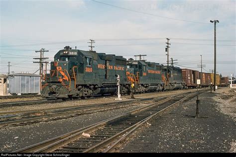 Pin By Luis Alfonso On Trenes In 2020 Union Pacific Railroad Train