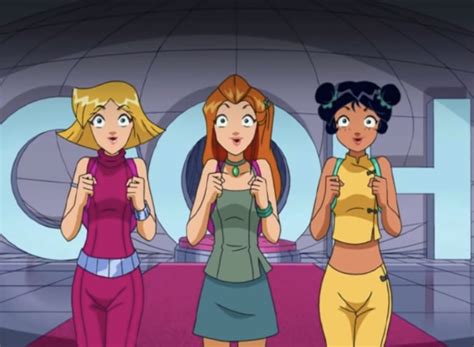 Pin By Fscott1963 On Totally Spies Spy Outfit Totally Spies Manga Eyes