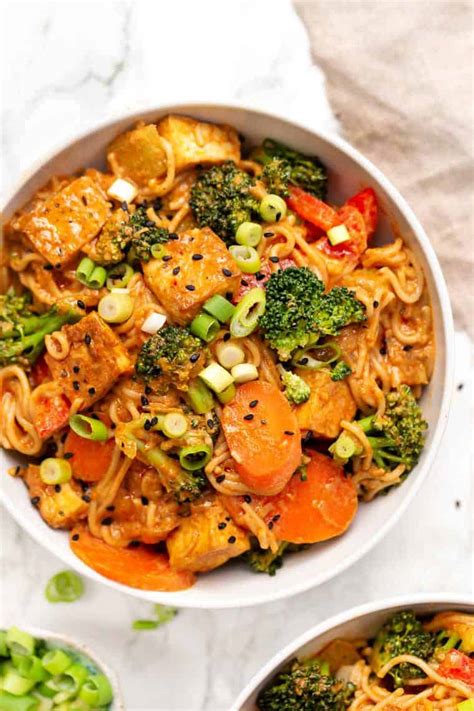 30 Minute Vegan Red Curry Noodle Bowls Simply Quinoa