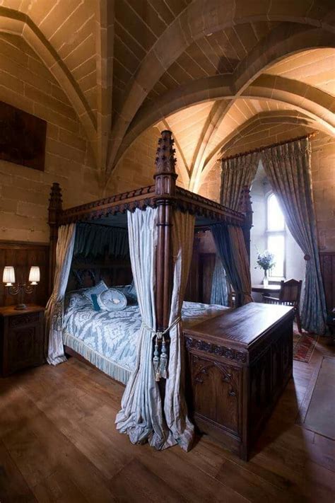 Warwick Castle Bedroom Castle Bedroom Castle Rooms Medieval Bedroom
