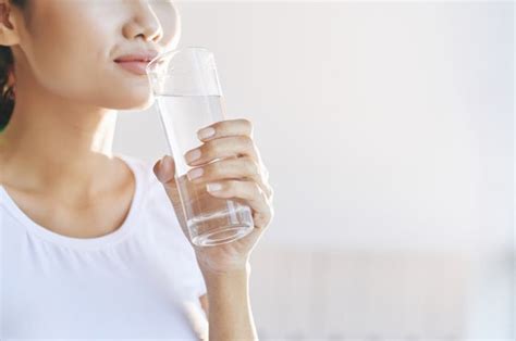 Mulai Pagi Hari Dengan Minum Segelas Air Hangat 4 Manfaat Luar Biasa Ini Yang Akan Tubuh