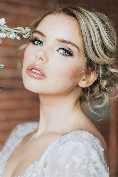 S Hair And Beauty Trends Modern Wedding Bridal Makeup For