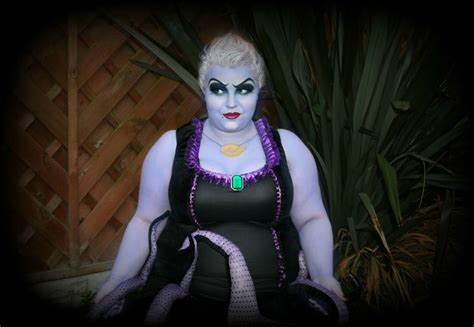 Plus Size Disney Villain Halloween Costumes And Makeup She Might Be In 2020 Halloween