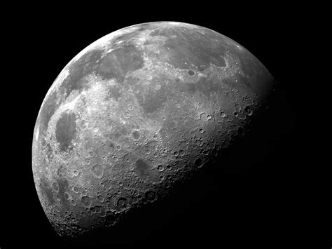 Amazing Close Up Of The Moon Hd Photos