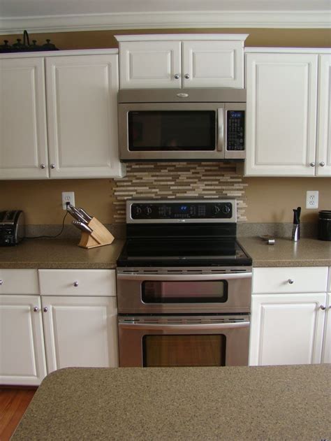 Perfect completion, for instance to a kitchen, living room. The backsplash | Stove backsplash, Kitchen tiles ...