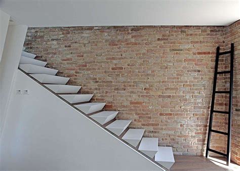 La brique rouge est le matériau de murs porteurs ou de simples cloisons. Escalier sans rampe, ni main courante en 12 designs cool ...
