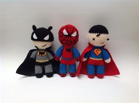 Kit Super Héroes Amigurumi Batman Spider Man Superman Llaveros