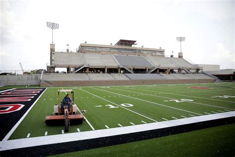 Ranking Oklahomas High School Football Stadiums Union Tuttle Stadium