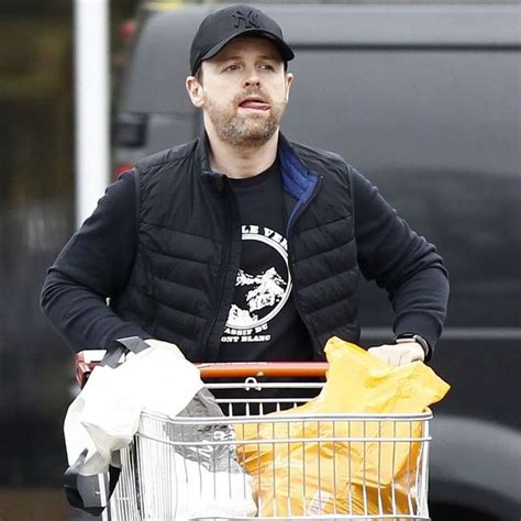 Managing director of ant mcpartlin and declan donnelly's production company has heart attack while on holiday. Dishevelled Declan Donnelly looks like he needs his best ...