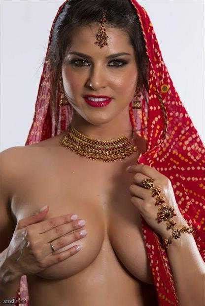 Nesha Jawani Ki Desi Mallu Bhabhi Hot Semi Nude Pictures Images