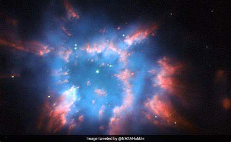 On Christmas Week Nasas Hubble Telescope Spots Holiday