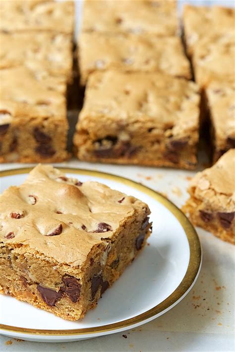 Chewy Chocolate Chip Cookie Bars Recipe King Arthur Flour