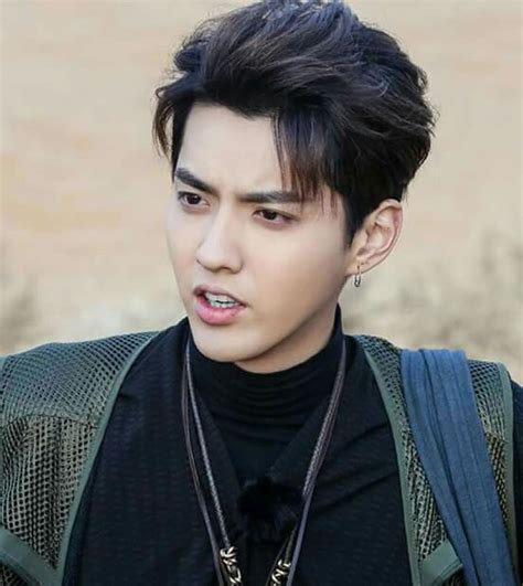 It might hint you on his occupation , the songs he enjoys or even the sports he would playwith. Men's haircuts 2019-2020: fashion trends, photos - HAIRSTYLES
