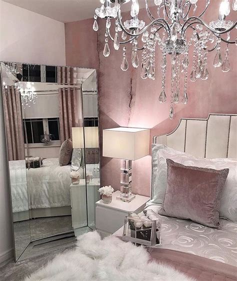 Black and pink are an amazing color combo usually used for creating girlish or just very refined spaces, and today i'm going to share some ideas on rocking both colors in a bedroom. ♡Breakfast at Avery's♡ | Pink bedroom design, Glam bedroom ...