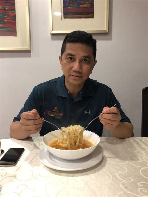 From that, 128,150 companies involving 1.57 million employees have obtained approval to operate during the mco 3.0 period as … Anina sindir Azmin makan mi segera - MalaysiaGazette