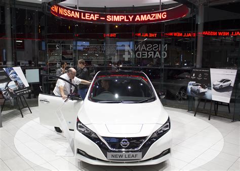 All New Nissan Leaf Goes On Pre Launch Tour Nissan Insider